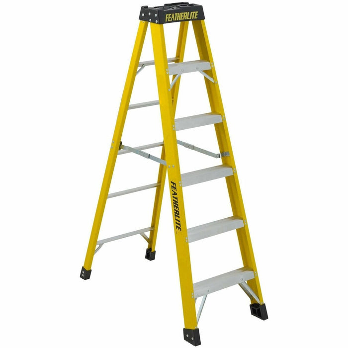 Featherlite 6906 6' Extra-Heavy Duty Fiberglass Stepladder - 300 lb (136077.71 g) Load Capacity - Type IA